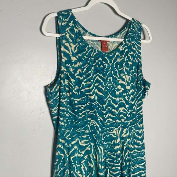 Sundance Blue Waves Sundress 14 Sleeveless Keyhole Neckline Handkerchief Hem - Picture 3 of 7